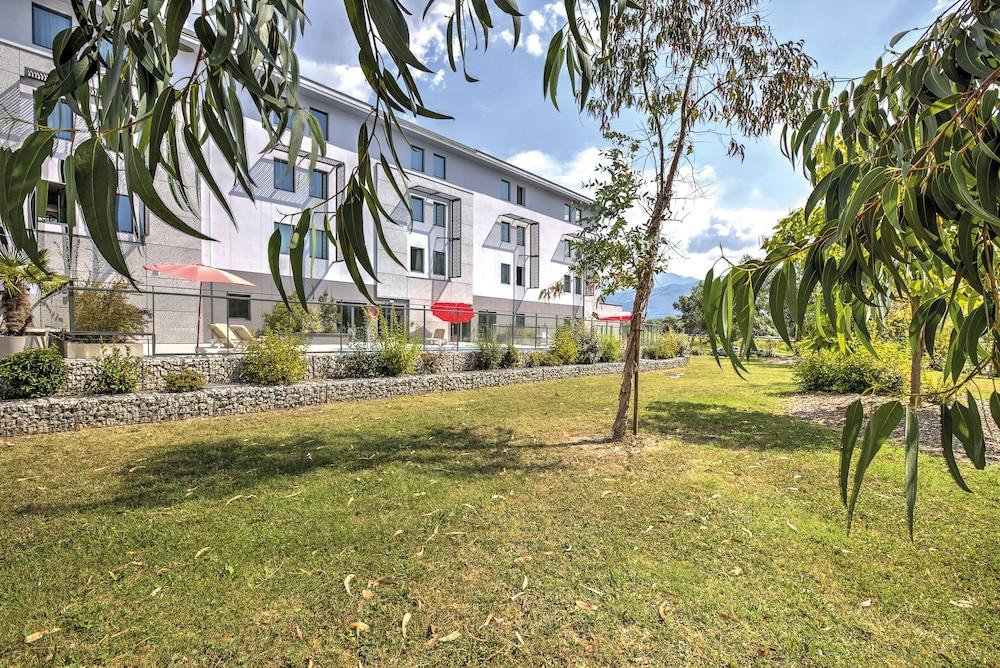 Appart'City Confort Grenoble Inovallee Montbonnot-Saint-Martin Exterior photo